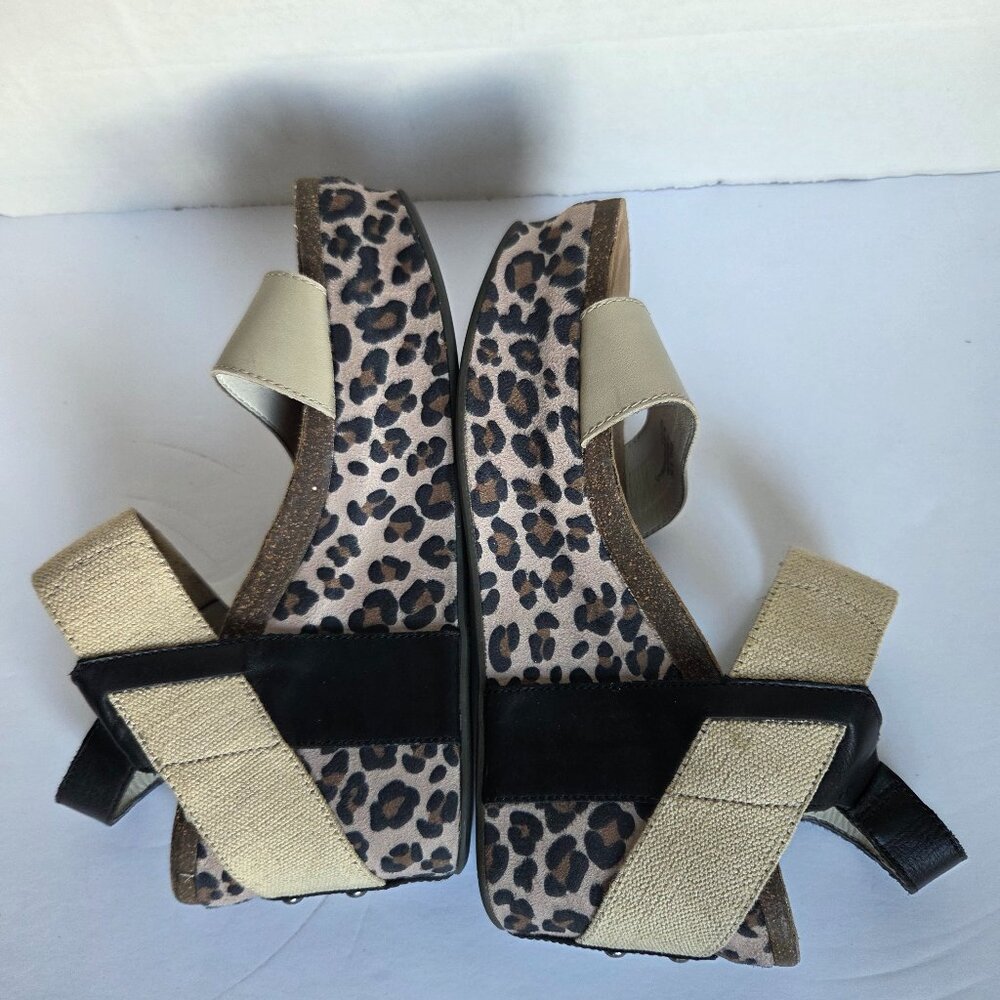 OTBT Bushnell Sandals 8M - Picture 6 of 11